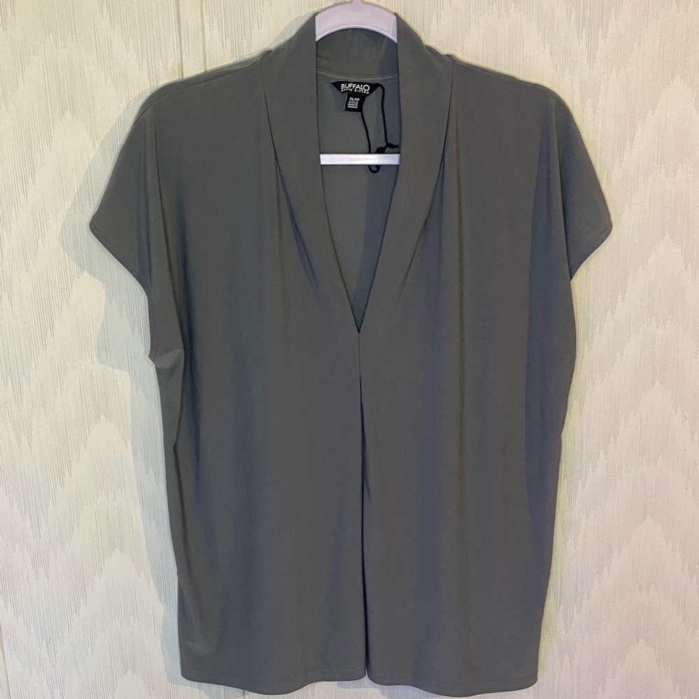 Buffalo David Bitton Women's Elegant Knit V-Neck Gray Blouse
